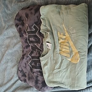 LOT of 2 cropped sweatshirt Nike&Torrid size 2/2x